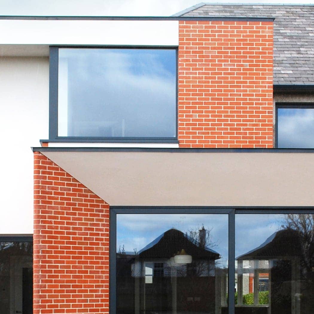 Splayed soffit detail